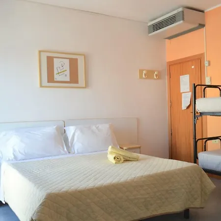 Hotell Ibiza 2*