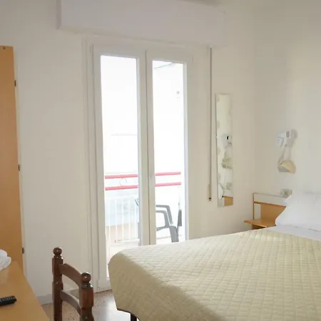 Ibiza Hotell Fogliano Marina