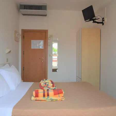 Hotell Ibiza Fogliano Marina